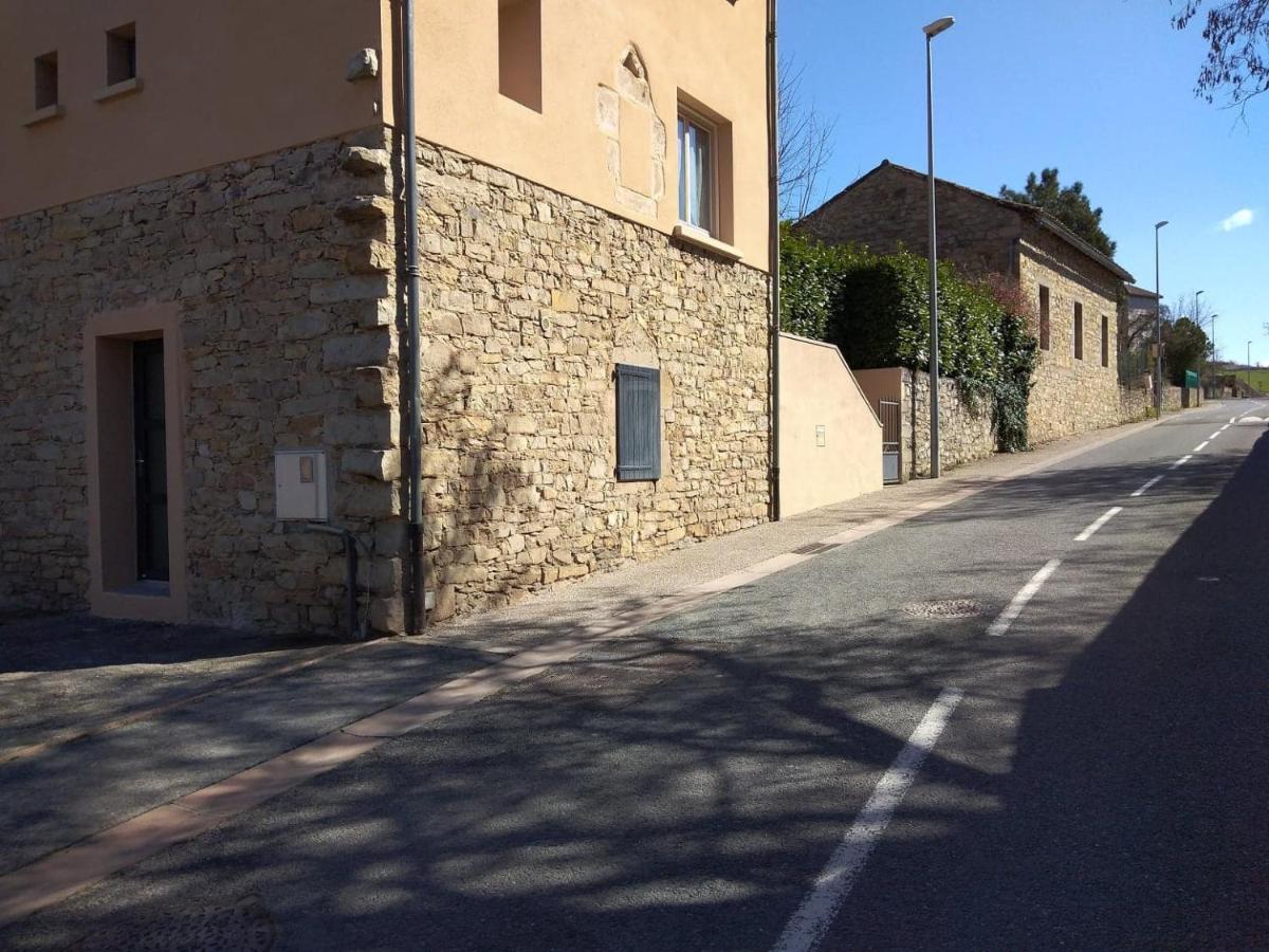 Studio Le Menascle Saint-Georges-de-Luzençon Exterior foto